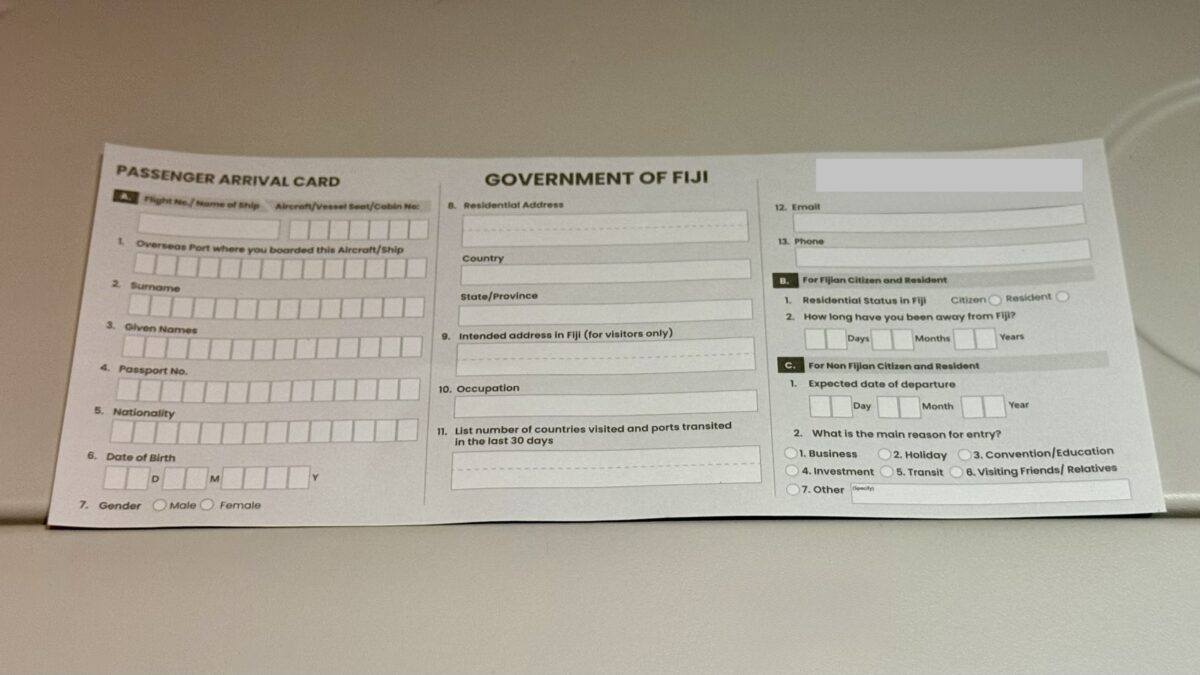フィジー入国カードの表面